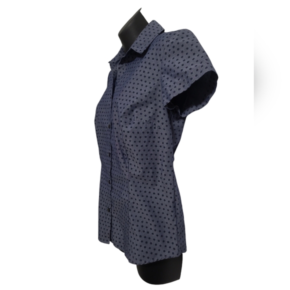 NWOT  Van Heusen Blue Poka Dot Short-sleeved Button-down Blouse Size Small - Picture 2 of 11